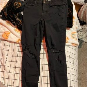 american eagle black ripped skinny jeans, size 8